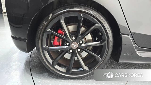 Hyundai Veloster (JS) id 4429286 из Кореи 25