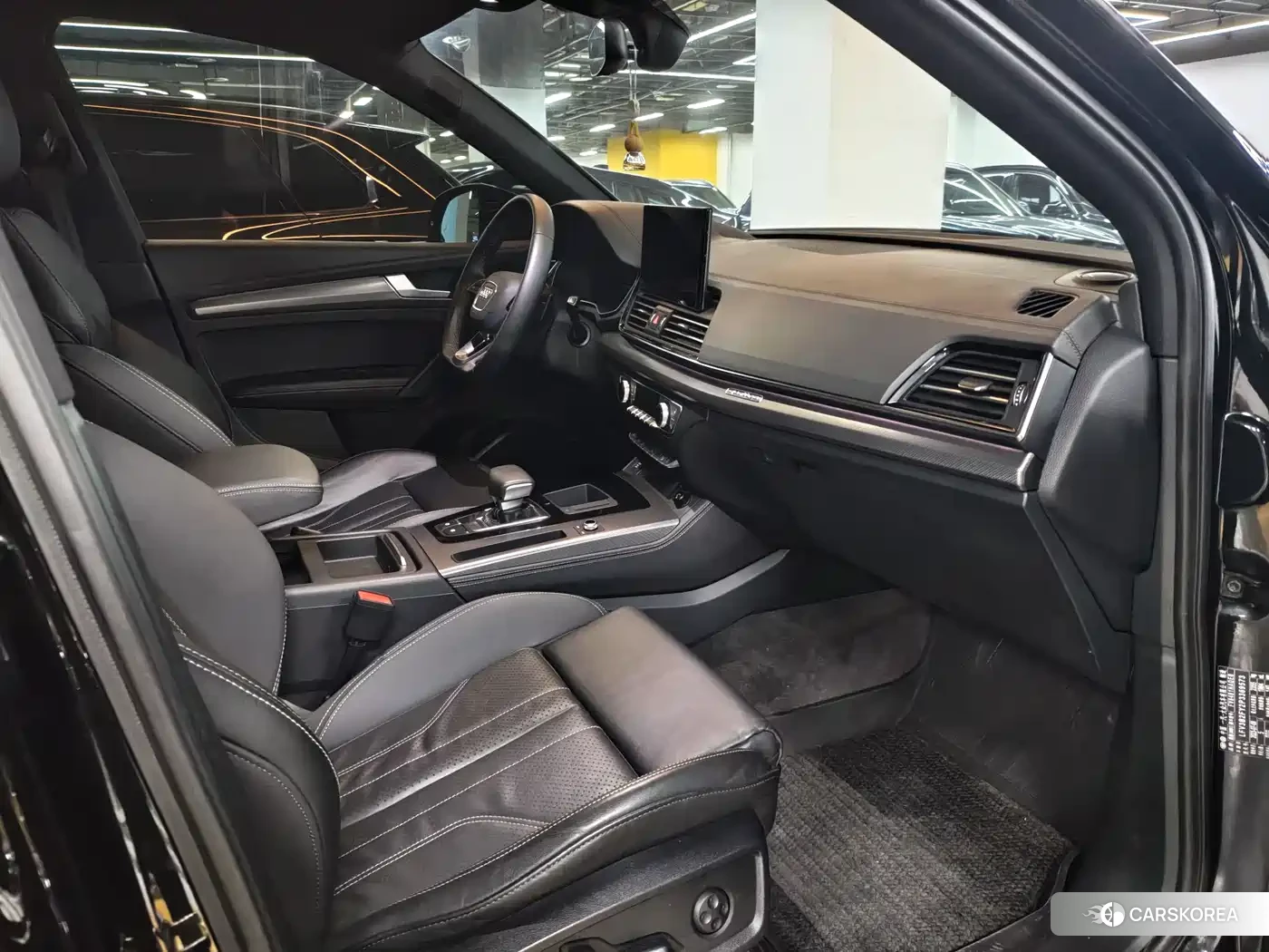Audi Q5L id 4600853 из Китая 13