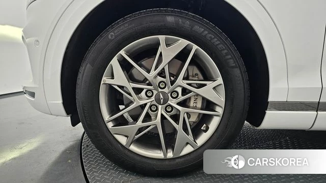 Genesis GV70 id 3897325 из Кореи 15