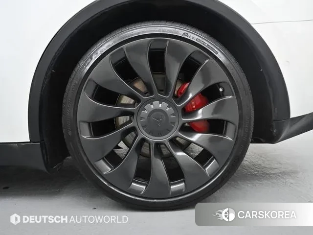 Tesla Model Y id 3032555 из Кореи 15