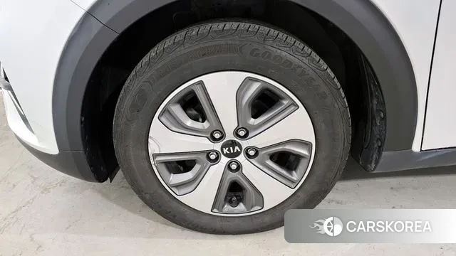 Kia The New Niro id 3489150 из Кореи 15