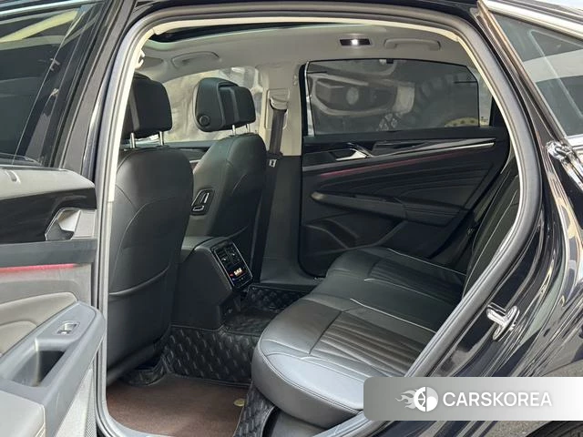 Volkswagen Passat id 4254640 из Китая 8