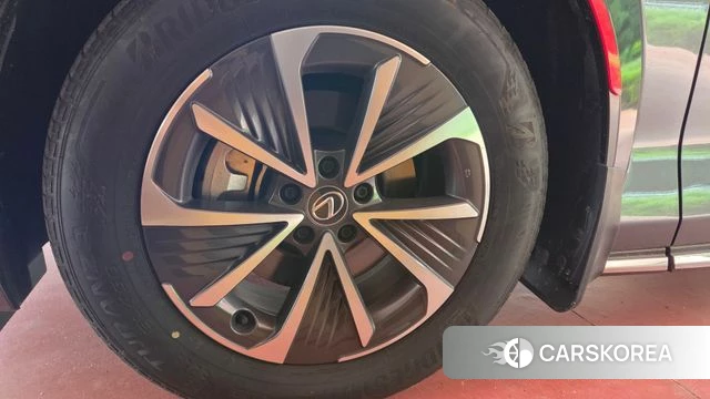 Lexus RZ450e id 4772885 из Кореи 10