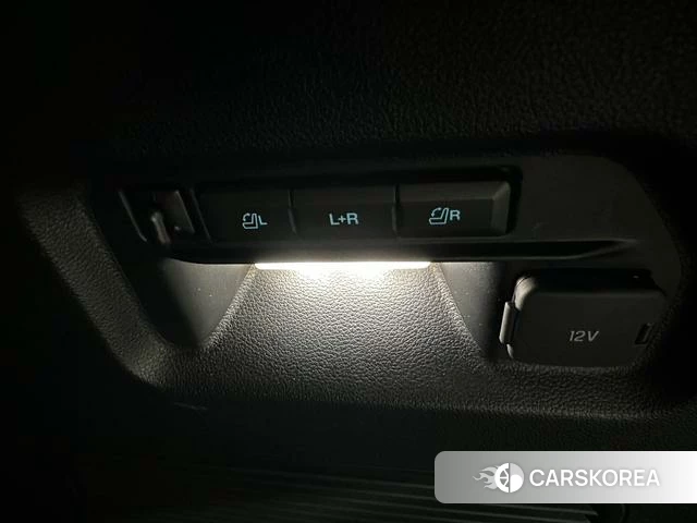 Ford Explorer id 4393192 из Китая 17