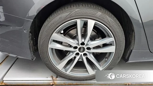 Audi A6 (C8) id 2960180 из Кореи 15