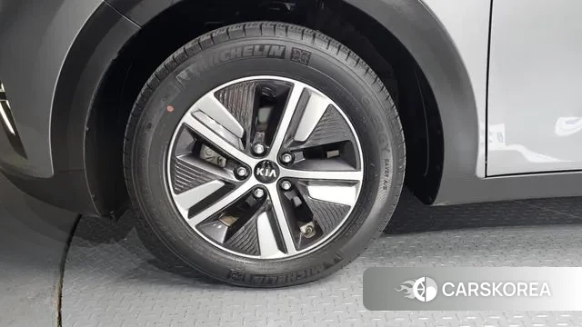 Kia The New Niro id 3422410 из Кореи 15