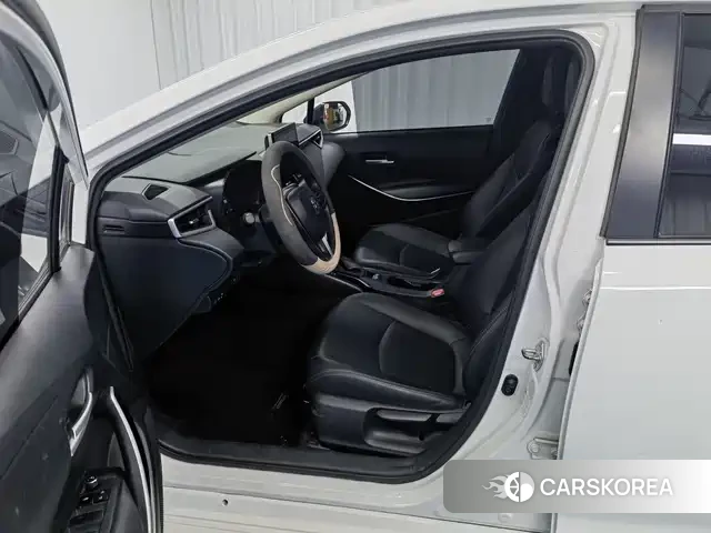 Toyota Corolla id 4570707 из Китая 11