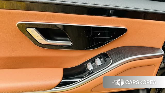 Mercedes-Benz S-class id 4278807 из Китая 13