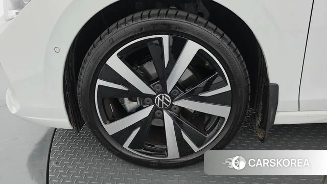 Volkswagen Golf 8th Generation id 4870496 из Кореи 31