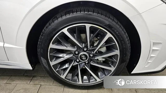 Hyundai Sonata (DN8) id 3681159 из Кореи 15