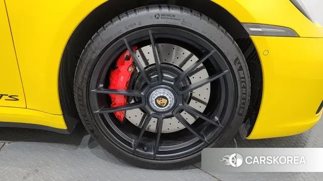 Porsche 911(992) id 3443178 из Кореи 15