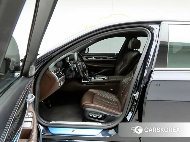 BMW 7 Series (G11) id 4915739 из Кореи 14