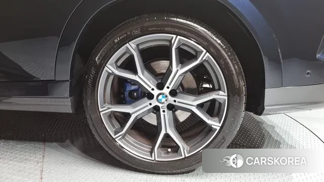 BMW X6 (G06) id 3492787 из Кореи 15