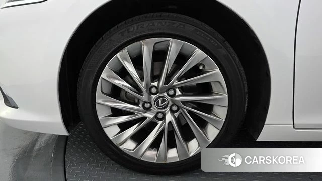 Lexus ES300h 7th generation id 4893564 из Кореи 15