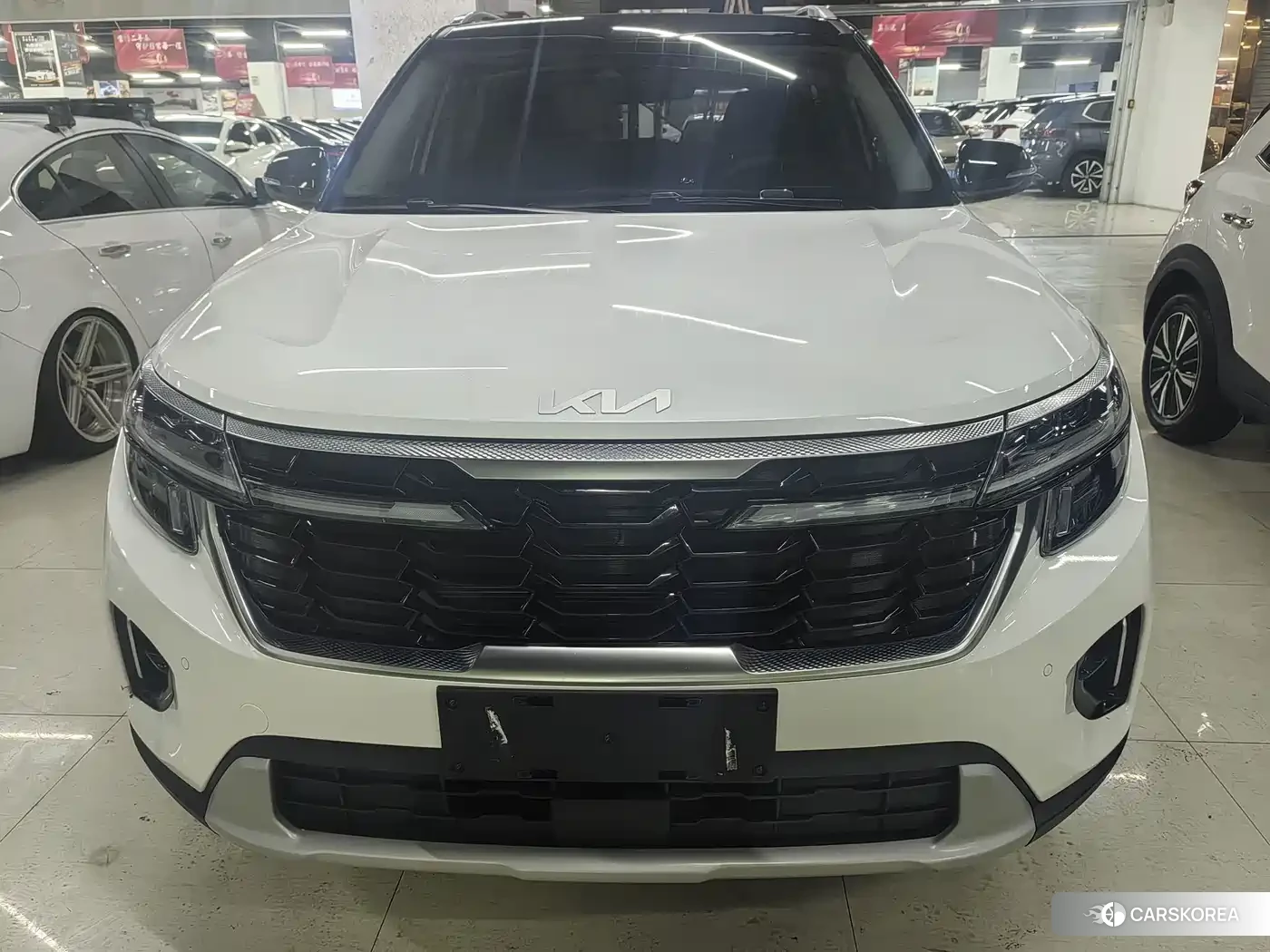 Kia Seltos 2022 Белый из Китая, фото 5