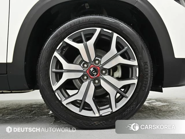 Kia Seltos id 4415898 из Кореи 15