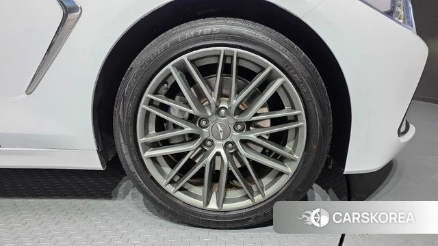 Genesis G70 id 3796395 из Кореи 15