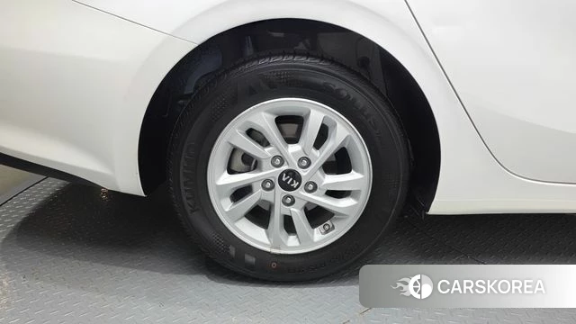 Kia Come New K3 id 4331420 из Кореи 29