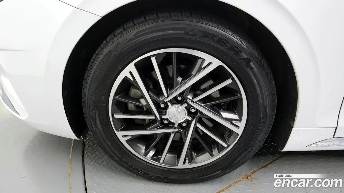 Hyundai The New Grandeur IG id 1888720 из Кореи 15