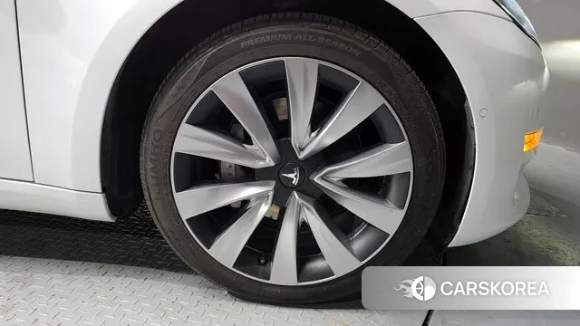 Tesla Model 3 id 3764363 из Кореи 15