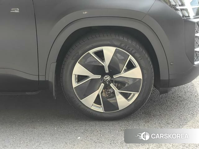 Volkswagen Tourang id 4342293 из Китая 26