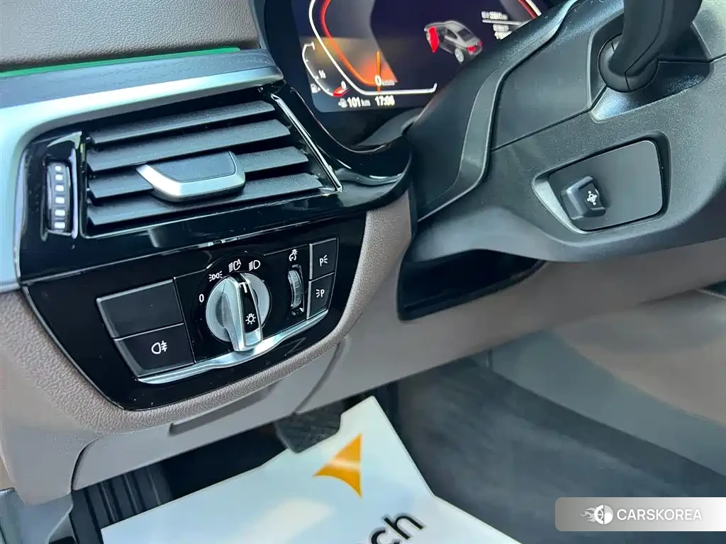 BMW 5 series id 4601068 из Китая 23