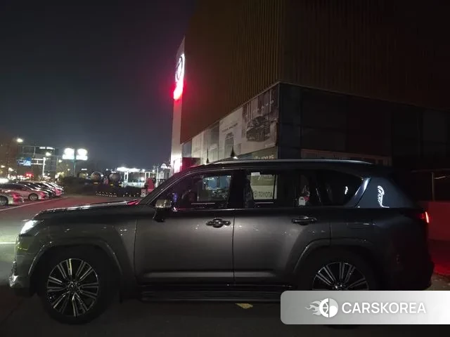 Lexus LX 4th Generation 2025 Серый из Кореи, фото 5
