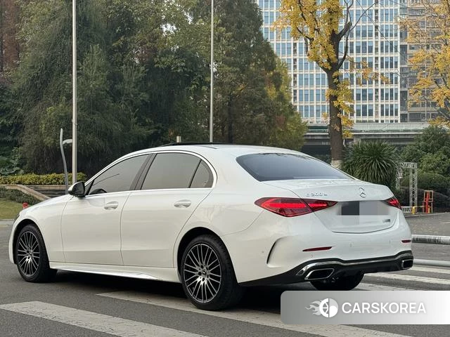 Mercedes-Benz Class C 2023 Белый из Китая, фото 5