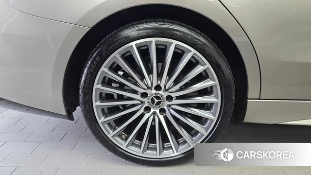 Mercedes-Benz C-Class W206 id 4687917 из Кореи 26