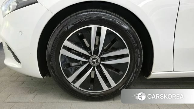 Mercedes-Benz A-Class W177 id 3897315 из Кореи 15