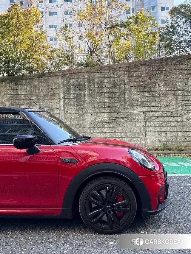 Mini Cooper S Convertible 2024 Красный из Кореи, фото 5