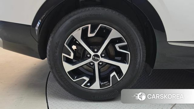 Kia Sportage 5th Generation Hybrid id 4942188 из Кореи 29
