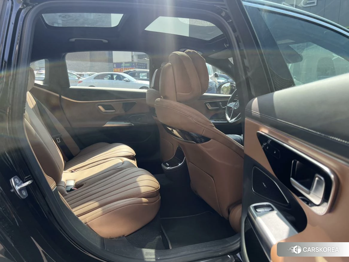 Mercedes-Benz E-class id 4512893 из Китая 29