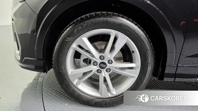 Audi Q3 (F3) id 3716257 из Кореи 15