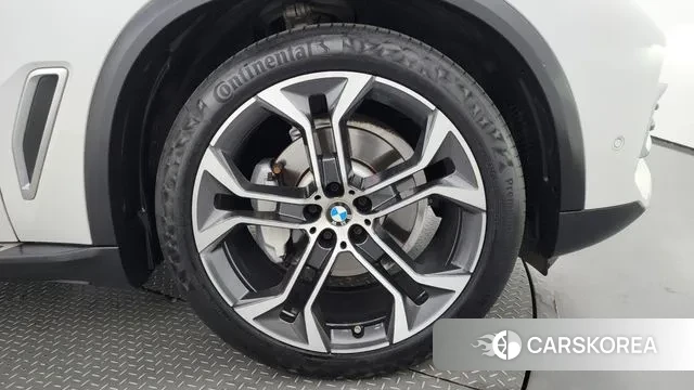 BMW X5 (G05) id 2993962 из Кореи 15