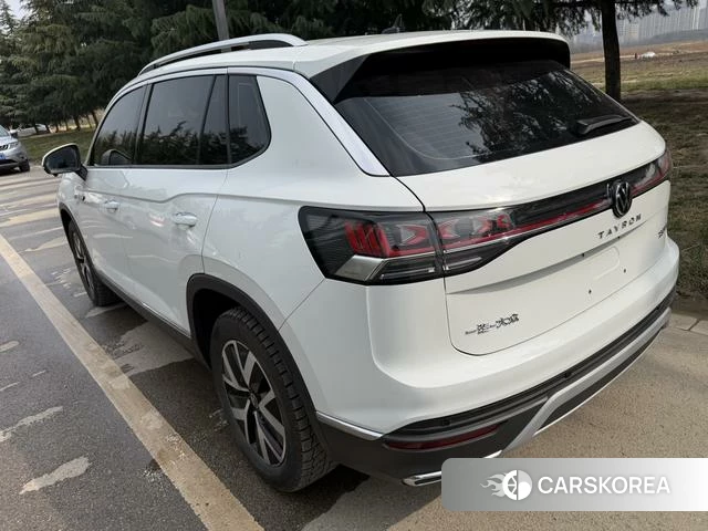 Volkswagen Tanyue 2022 Белый из Китая, фото 5