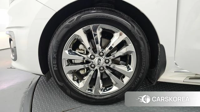 Kia All New Carnival id 4357013 из Кореи 30