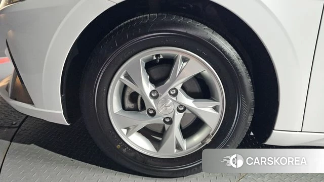 Hyundai Avante (CN7) id 4282543 из Кореи 24