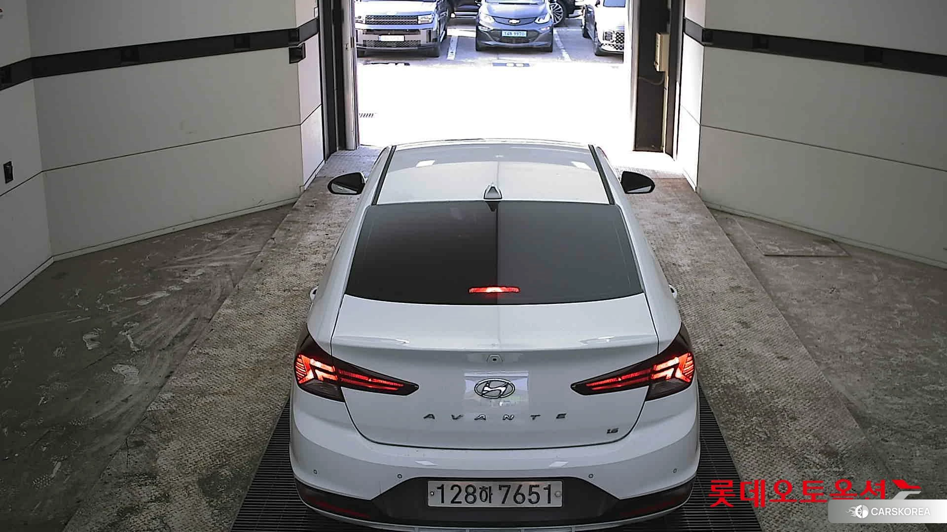 Hyundai Avante id 3882049 из Кореи 32