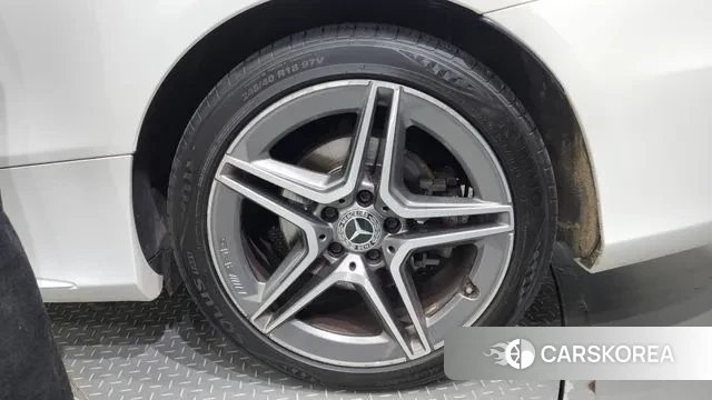 Mercedes-Benz C-Class W205 id 2999779 из Кореи 15