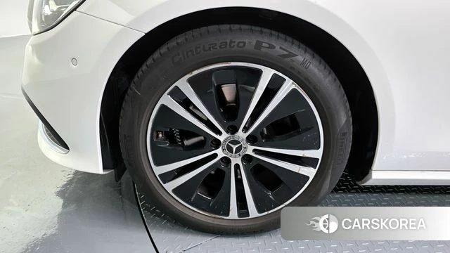 Mercedes-Benz E-Class W213 id 4293921 из Кореи 27