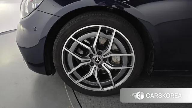 Mercedes-Benz E-Class W213 id 3587558 из Кореи 15