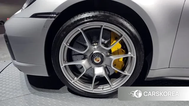 Porsche 911(992) id 2988870 из Кореи 15