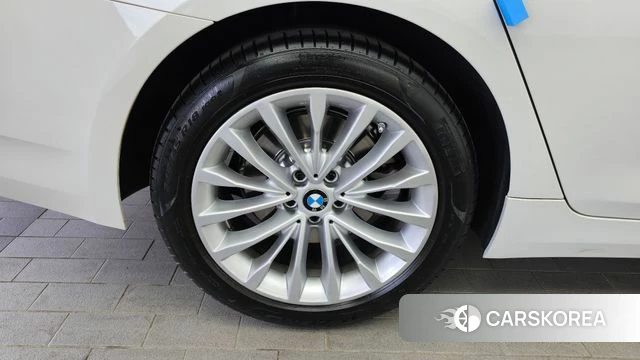 BMW 5 Series (G30) id 4284004 из Кореи 29