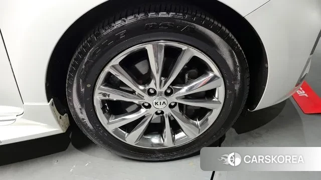 Kia The New Carnival id 3599125 из Кореи 15