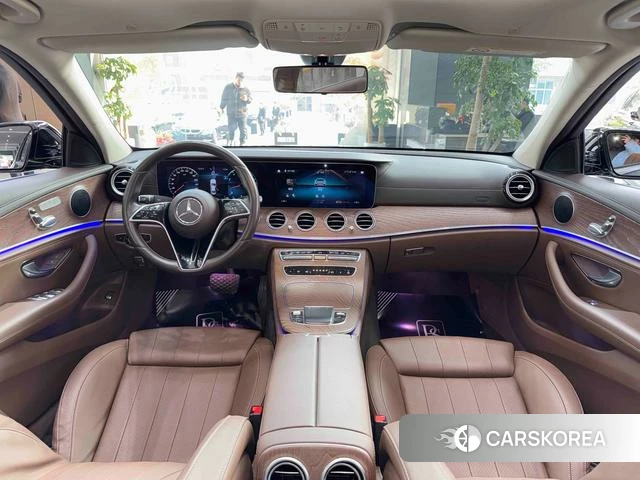 Mercedes-Benz E-class 2022 Черный из Китая, фото 5