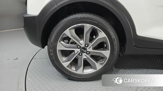 Kia Stonic id 4384115 из Кореи 26