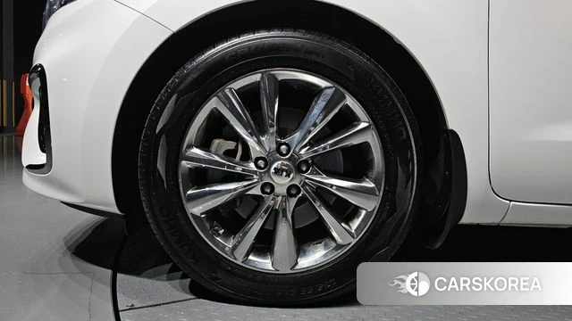 Kia The New Carnival id 3834604 из Кореи 15