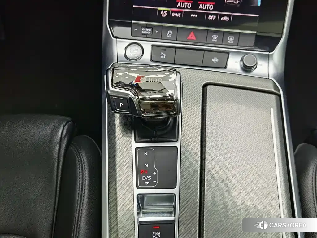 Audi A6L id 4622609 из Китая 19