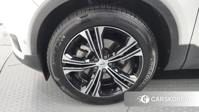 Volvo XC40 id 3000134 из Кореи 15